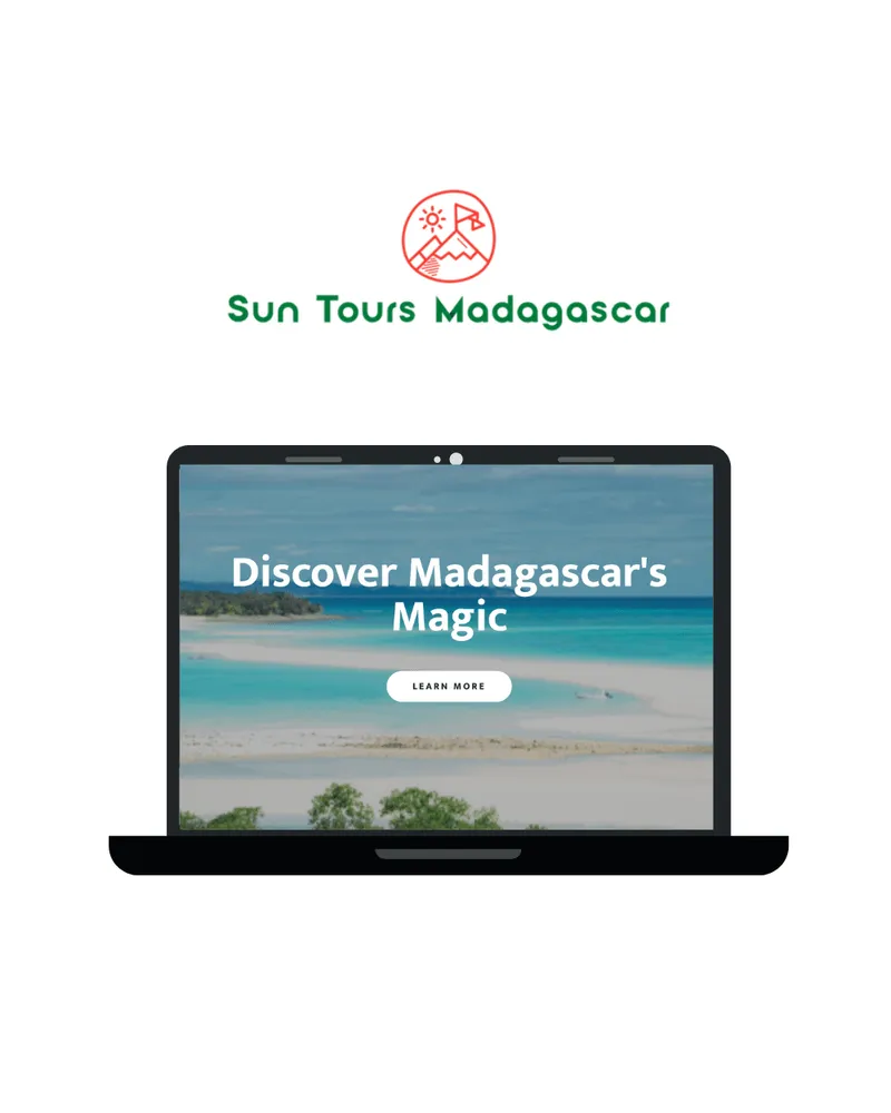 Website van Sun Tours Madagascar, ontworpen door SUSJOYA, op een laptop
